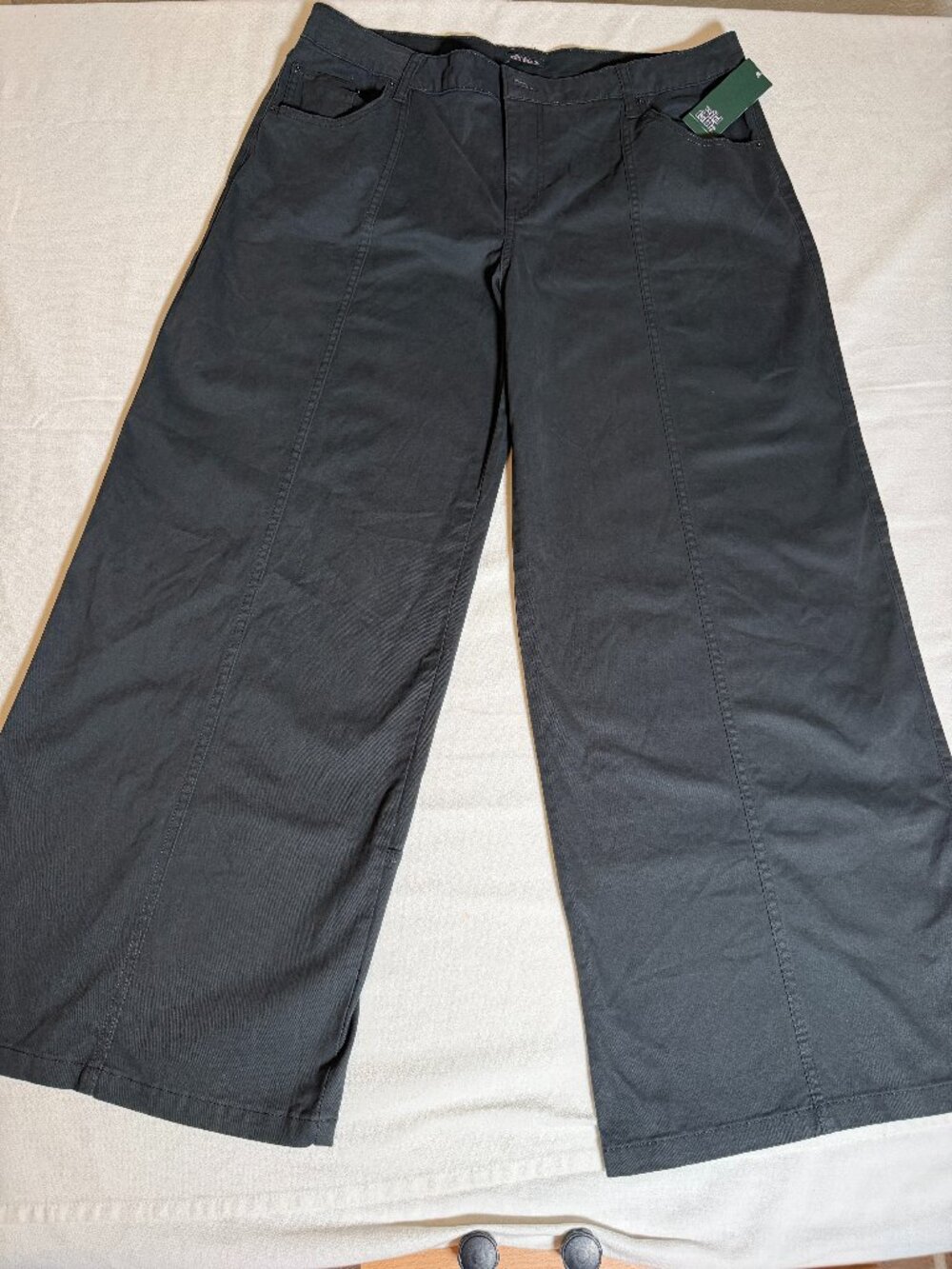 NWT Women's Wild Fable Wide-Leg Utility Pants Size XL (juniors) (Waist 40in)